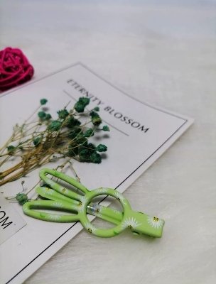 Picture of 4 pcs Metal Hair Clips Set for Girls Kid Accessories - Multicolor