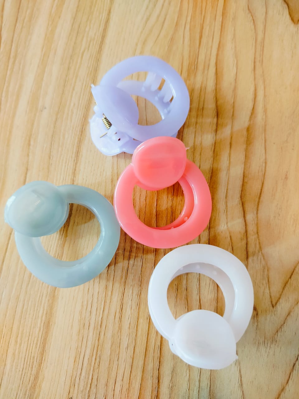 Picture of 4 Pcs Colourfull Hair Kakra Band for Women. - Multicolor