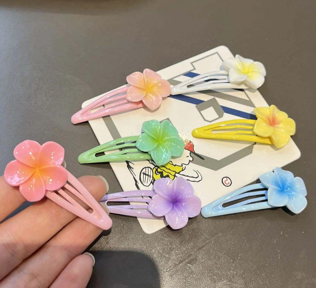Picture of Flower Hair Clips for  Girls Colorful Hairpins Cute Korean Style Barrettes for kind and Women - Multicolor