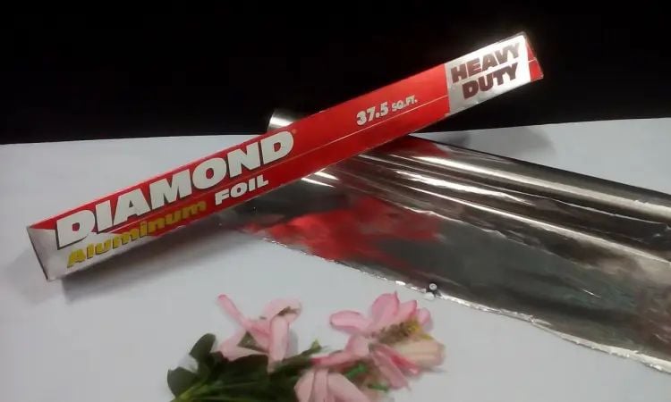 Picture of Aluminium Foil Paper 5 Meter or 16 SQ. FT. (Silver)