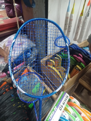 Picture of Chishengdi Badminton Racket String Tension 32 LBS Fully complete Racket