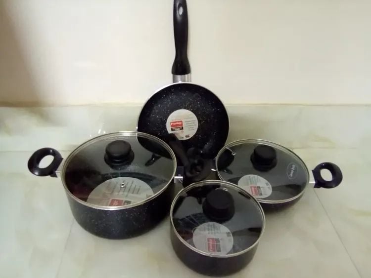 Picture of Prestiege Granite Coated 7 Pcs Non stick  Cookware Set For Superior Release -1Pc Casserol, 1Pc Fry pan, 1Pc Karai, 1Pc Milk pan and 3 lids Gift And Home Use