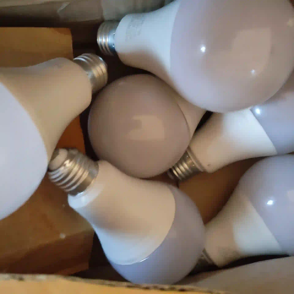 Picture of Buy 1 get 1 free Energy savings 20 Watt LED Light best quality 2 ps Only Patch System Base E-27 White