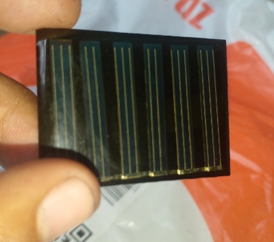 Picture of iPOWER 40x30mm Mini Solar Panel 40x30mm DC 3.7V Solar Cells Standard Epoxy Polycrystalline Silicon DIY Solar Lamp Battery Toys Black