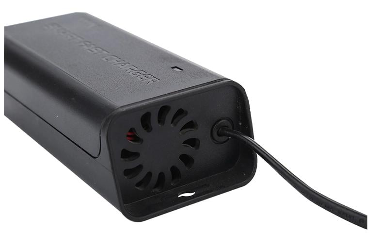 Picture of Battery Charger Full Auto & Digital 5Ah,Car Battery Charger And Cycle Battery Charger,12 Volt 5Ah Full Auto And Digital - Battery - Rechargeable Battery Black