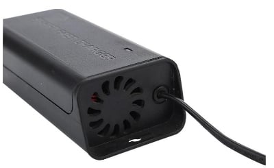 Picture of Battery Charger Full Auto & Digital 5Ah,Car Battery Charger And Cycle Battery Charger,12 Volt 5Ah Full Auto And Digital - Battery - Rechargeable Battery Black
