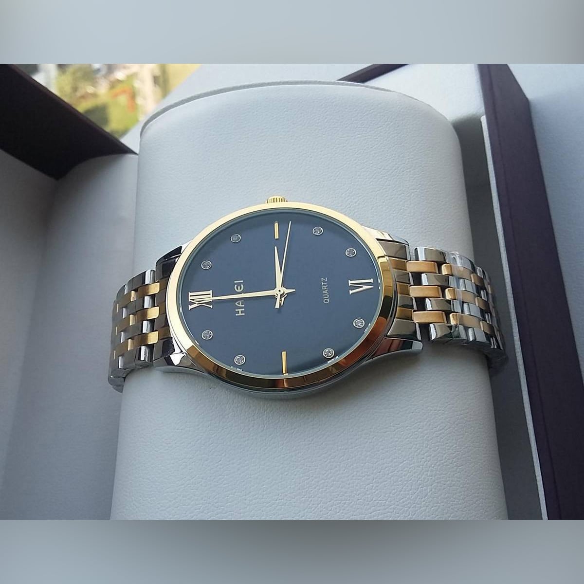 Picture of Analog Men's Luxury Watch with Luminous Hands Gold & silver Stainless Steel Band dial black