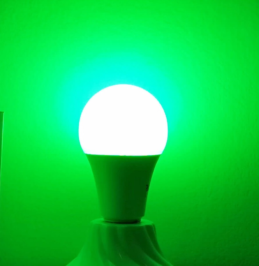 Picture of iPOWER Green Colour Energy Saving LED Light 5 Watt - Base B-22 Green