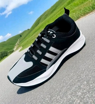 Picture of Premium New Collection Better Choice Stylish and Fashionable Exclusive Low Top Sneakers Converse for Men - Comfortable and Suitable for All Seasons Premium New Collection Better Choice Stylish and Fashionable Exclusive Low Top Sneakers Converse for Men -