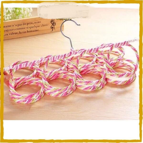 Picture of 28 Hole Circle Shape Portable Hijab Hanger For Women Scarf - Multicolor
