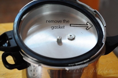 Picture of Pressure Cooker Rubber Black Ring For 1 Liter to 2 Liter - Black