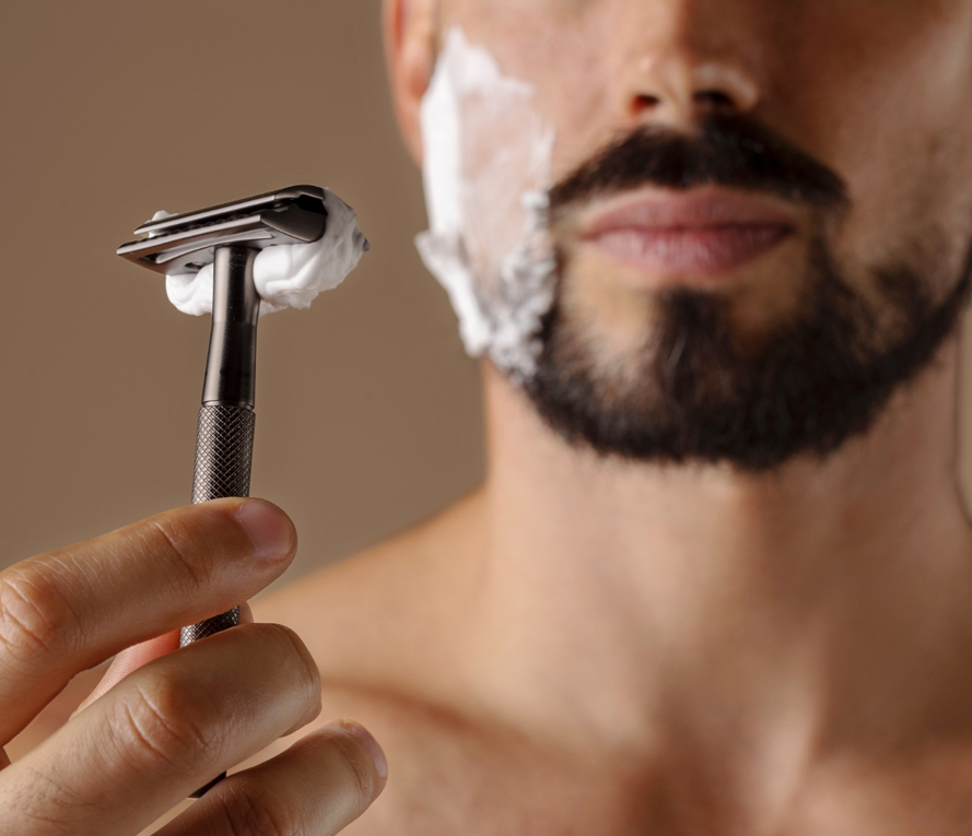 Picture of Stainless Steel 2 in 1 Double Edge Men's Comfortable Safety Shaving Razor - Multicolor