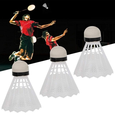 Picture of Elevate Your Badminton Game With The Sm-500 Shuttlecock - High-Quality Feather Shuttlecocks 6 Ps Green White