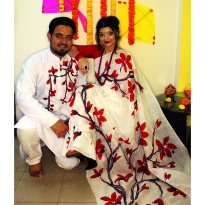 Picture of White Hand Print Half Silk Saree and Dupaiyan Panjabi couple Dress for Men and women