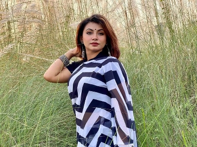 Picture of Exclusive Design White Color Georgette Printed Saree With Matching Blouse pis Set Dress for women - White