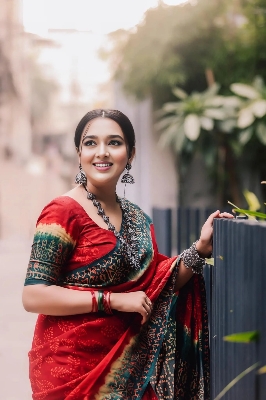 Picture of Exclusive Design Maroon Color Soft silk tydy Print Saree With Matching Blouse pis for women - Maroon