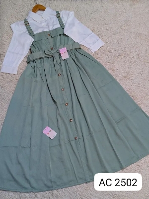 Picture of Readymade Unique  Western Fashion Ladis Rumper Gown garments Georgette style dress for women - Mint