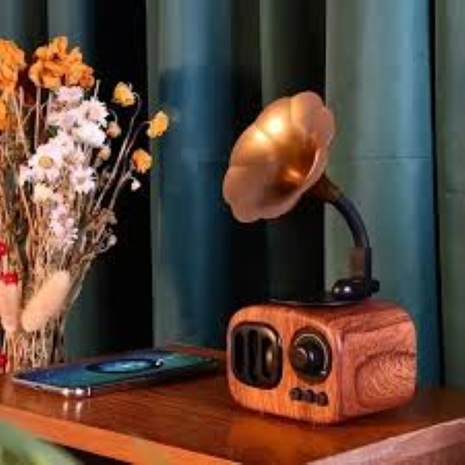 Picture of 1pc,New Music Box, Retro Phonograph Music Box Decoration Ornament Musical Box Table Desk Decoration Valentine's Day Gifts