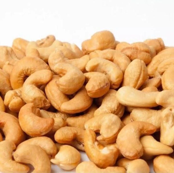 Picture of ডিলাক্স ভাজা কাজু বাদাম ৫০০ গ্রাম – সুস্বাদু ড্রাই ফ্রুটস | MNK SHOP