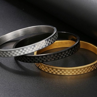 Picture of Stainless Steel Bracelet for Men's Stylish and Fashionable Design Round Shape