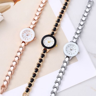 Picture of Luxury Fashion Stainless Steel Imported Wuartz Movement Ladies Wristwatch For Women