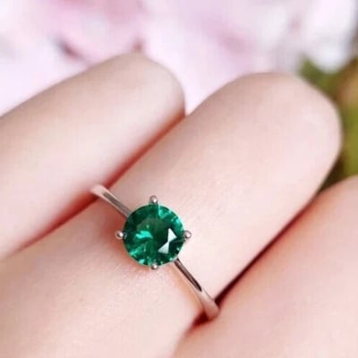 Picture of New Fashion Classic Silver color Women Finger Ring