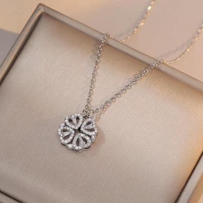 Picture of 4 in 1 Magnetic Love Pendant Necklace for Women Heart Shape Clover Necklace for Women & Girls