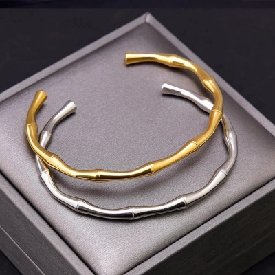 Picture of Titanium Steel Bracelet Simple Opening Joint Bracelet For Men And Women