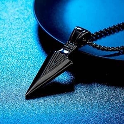 Picture of Black Silver Arrow Design Pendant for Men Boys Set. Alloy Necklace
