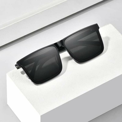 Picture of Black Casual Frame Sunglass for Men Black