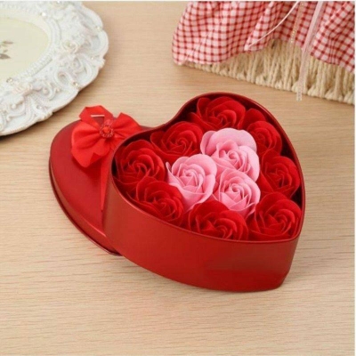 Picture of Valentine'S Day Gift Box Rose Flower - Gift Box