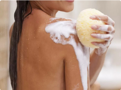 Picture of Love My Skin Strawberry Scented Gel Body Wash for Softening & Moisturising