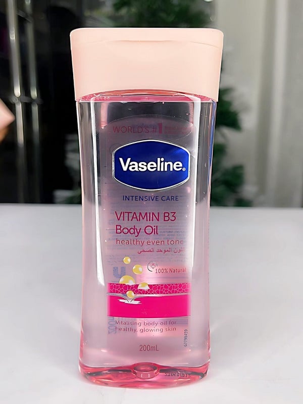 Picture of Vaseline Intensive Care Vitamin B3 Body Oil - 200ml | International