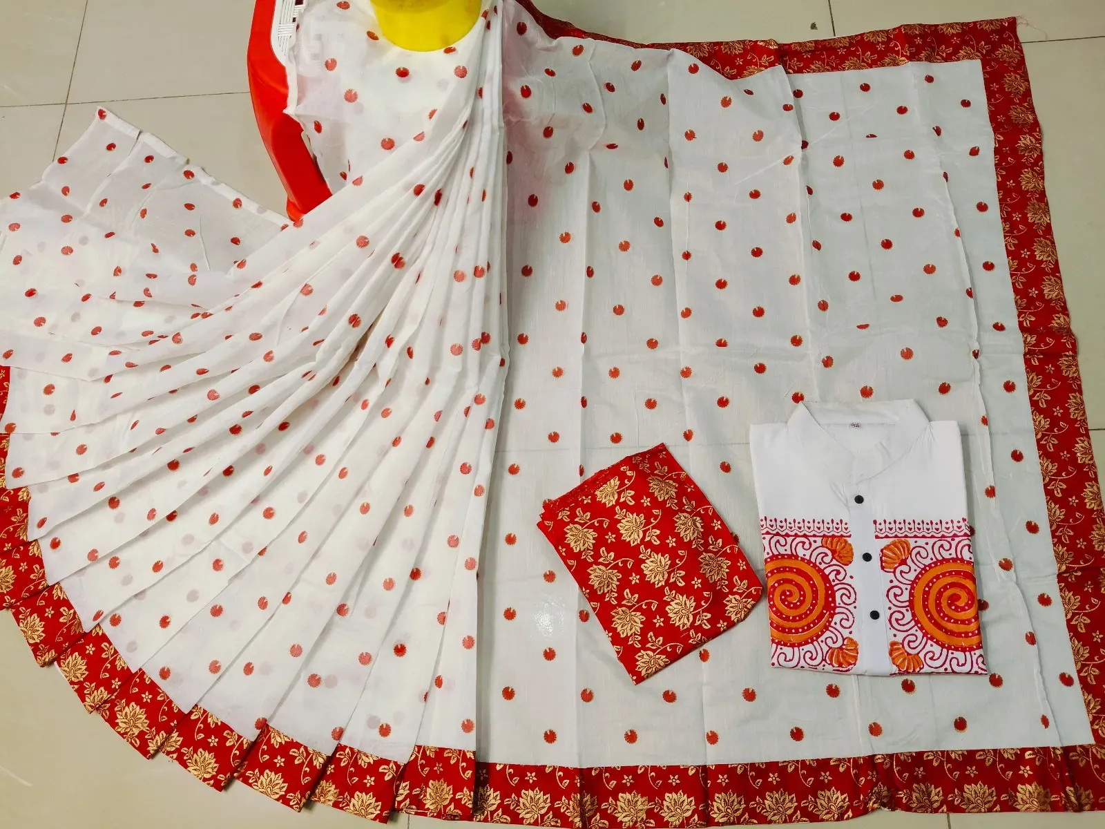 Picture of Resmi Silk skin print Saree for women