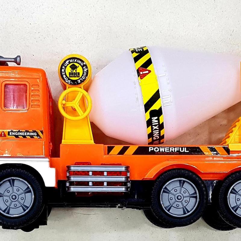 Picture of Mixer toy truck