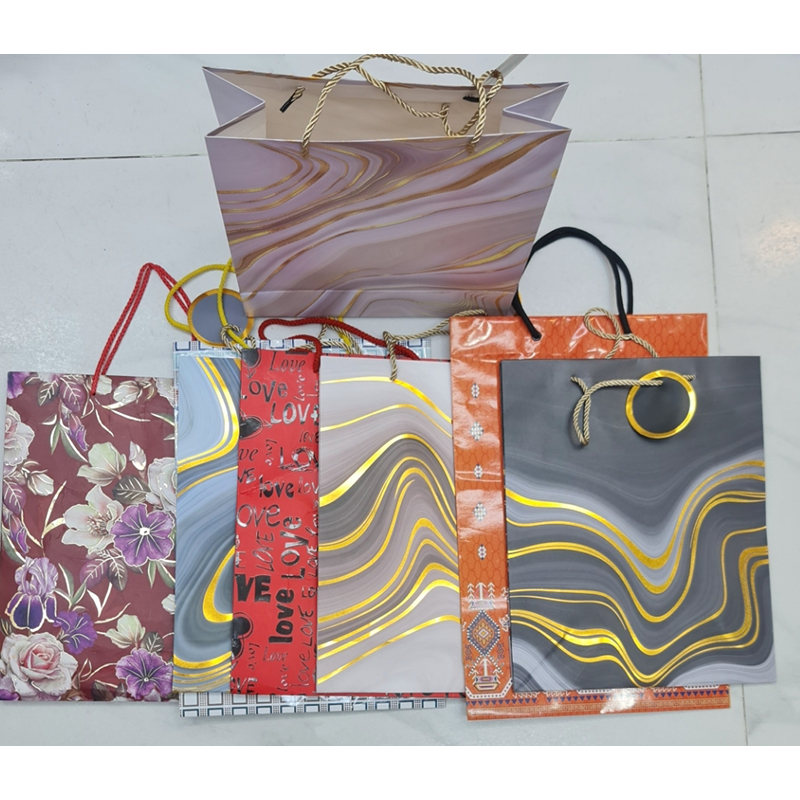 Picture of 3D Paper Gift Bag 16'.5x12"x5"birthday marriage Day valentine Day all occasion gift- big sizeZipper Bag