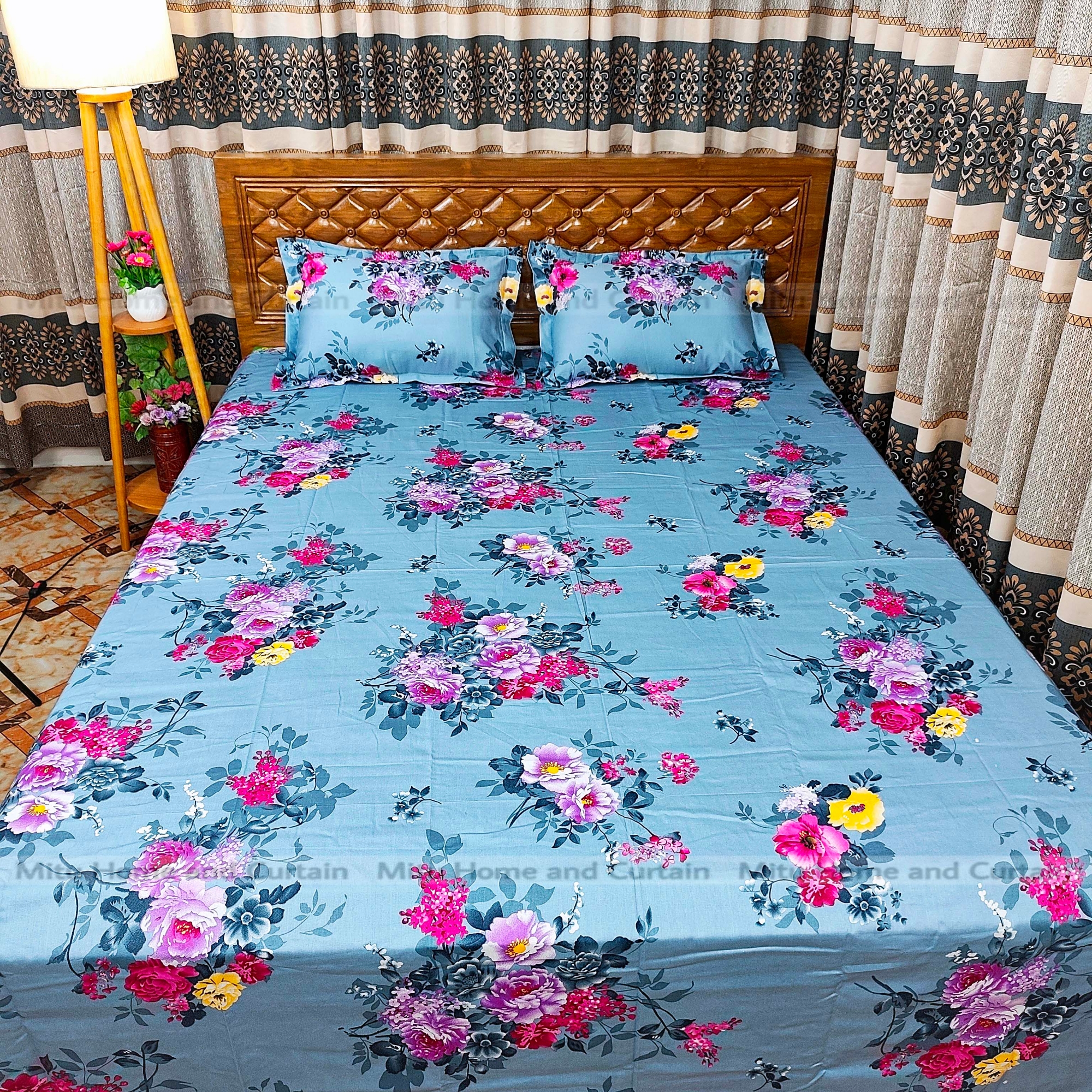 Picture of Primium King size Twill cotton Bedsheet with Pillow cover Chador set twill cotton  7.5×8.25feet Full cotton fabric Green ,  Fluorescent Green  , Cream
