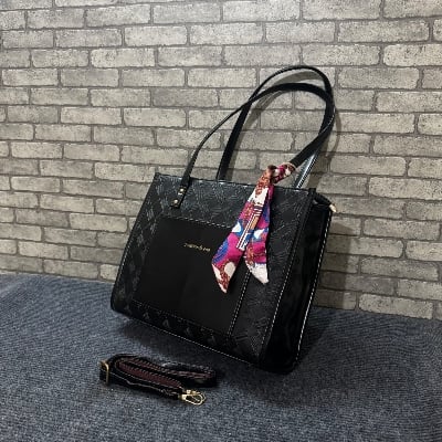 Picture of New Fashionable Temperament Tote Bag, Large Capacity, Versatile Armpit Bag, Niche Handbag, Shoulder Bag, Bag
