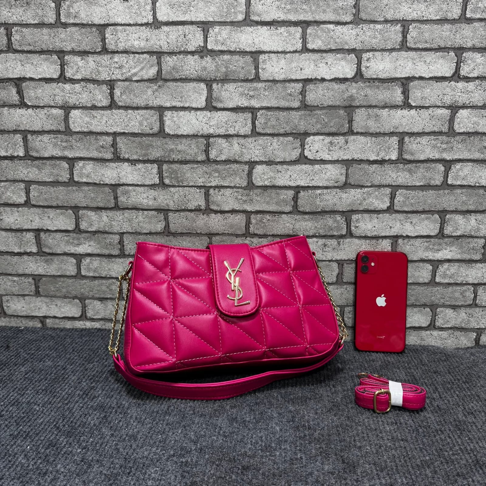 Picture of New Fashionable Trendy Geometric Chain PU Leather Waterproof  Women's Daily Versatile Single Strap Shoulder/Crossbody