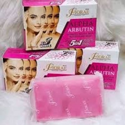 Picture of Fiorae Alpha Arbutin 5 in 1 Miracle Soap 1pcs