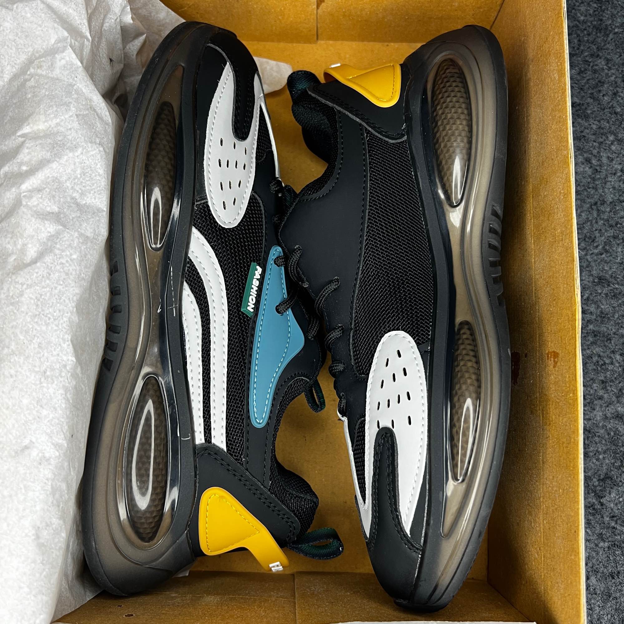 Picture of New Men Casual Sports Sneakers Low Cut Breathable Mesh PU Leather Fashion Shoes - Black