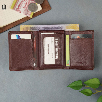 Picture of Edd Trifold Wallet – Red Wine