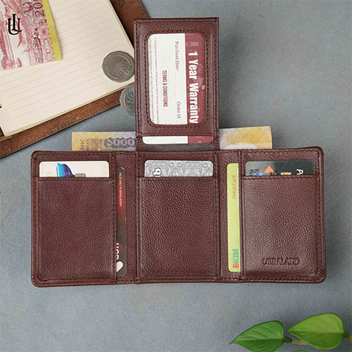 Picture of Edd Trifold Wallet – Red Wine