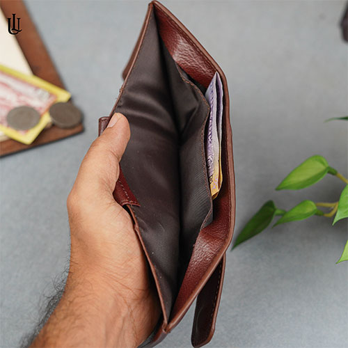 Picture of Edd Trifold Wallet – Red Wine