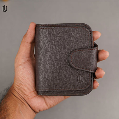 Picture of Brook Bifold Wallet - Chocolate 