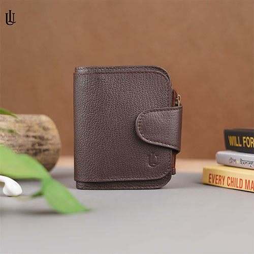 Picture of Brook Bifold Wallet - Chocolate 
