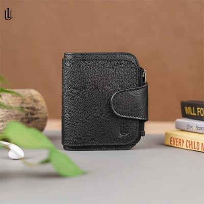 Picture of Brook Bifold Wallet - Black