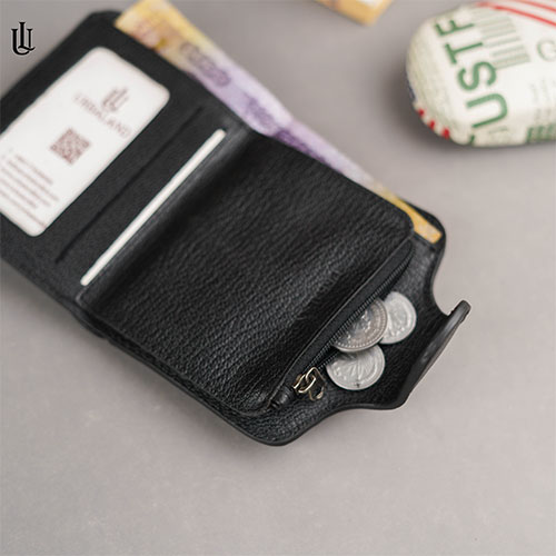 Picture of Brook Bifold Wallet - Black