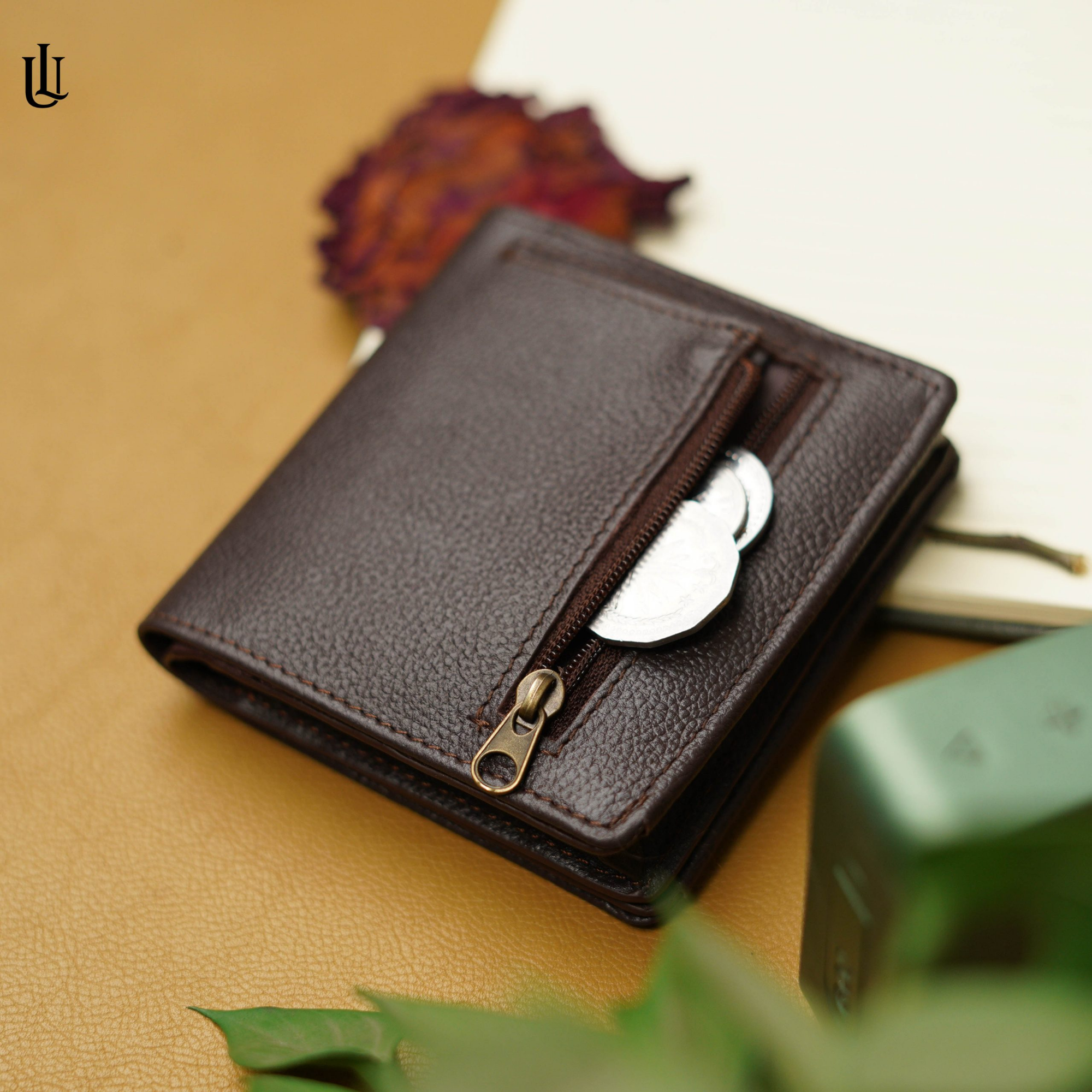 Picture of Matt Mini Wallet - Chocolate