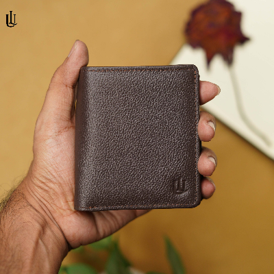 Picture of Matt Mini Wallet - Chocolate